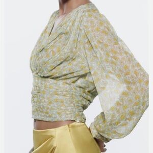 ZARA Blouse Shimmer Floral Paisley V-Neck Victorian-Inspired Boho Medium EUC